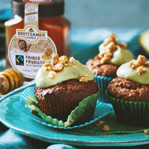 Erdnuss Honigkuchen Muffins mit Avocadofrosting