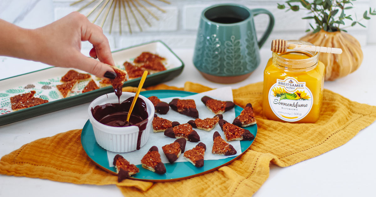 Mini-Nussecken mit Honig